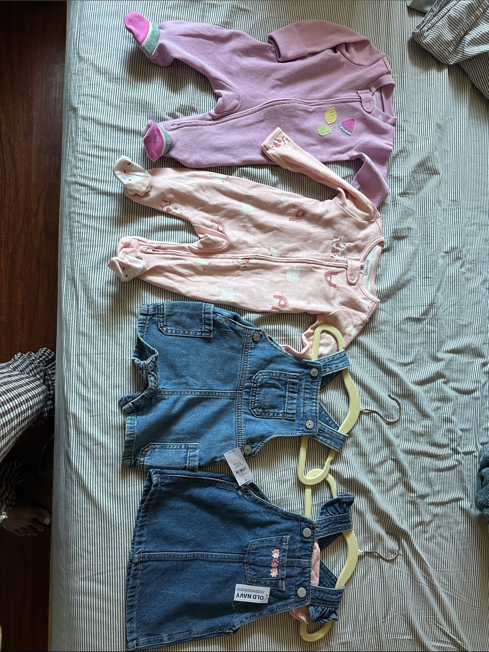 Baby girl size 3-6 months bundle clothes